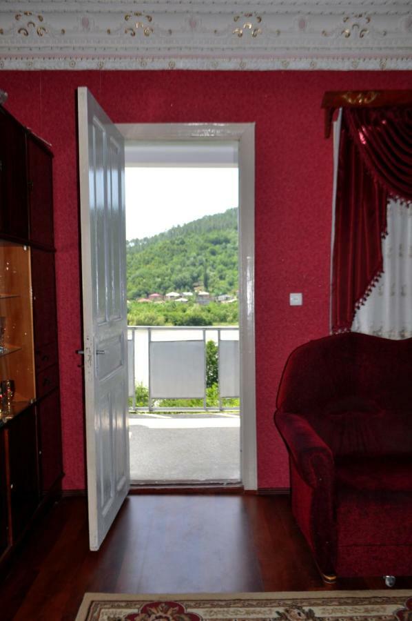 Nature House Kʼutʼaisi Exterior foto